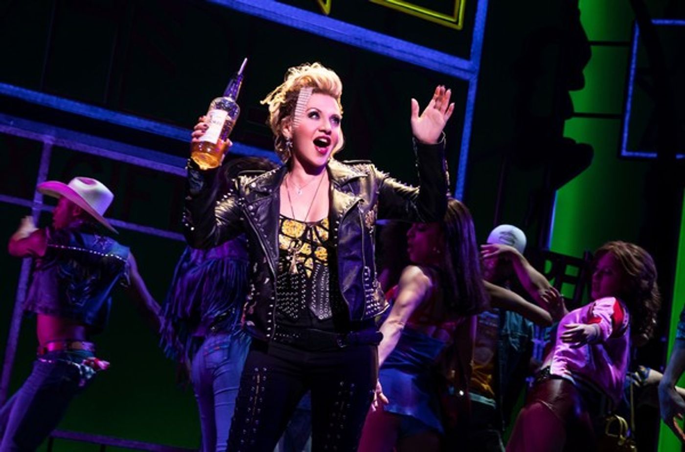 Photo Flash: Andy Karl and Samantha Barks Fall in Love in PRETTY WOMAN on Broadway  Image