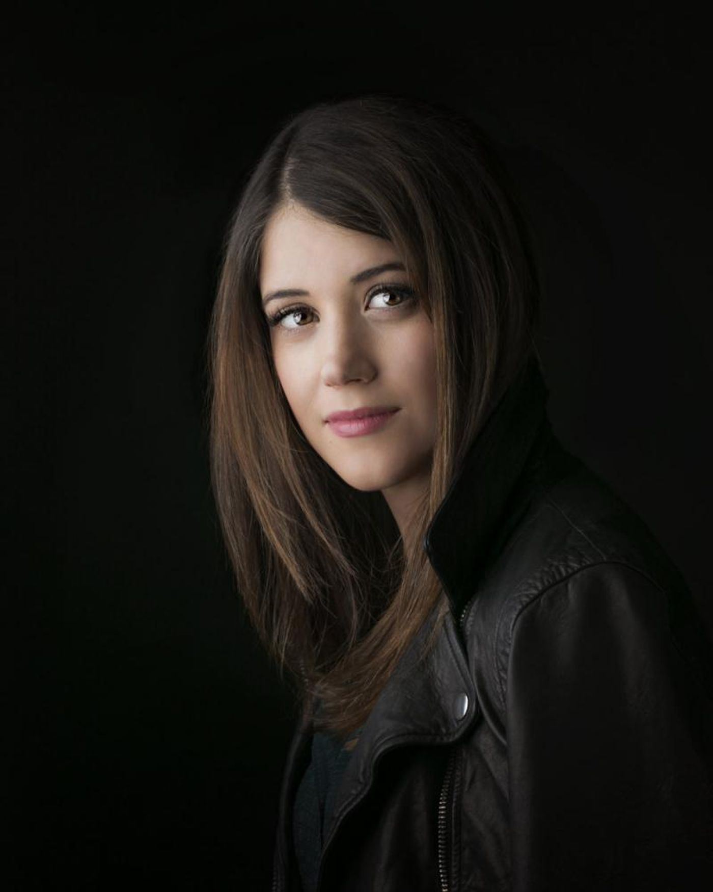 Interview: Alexandra Bracken, Author of THE DARKEST MINDS  Image