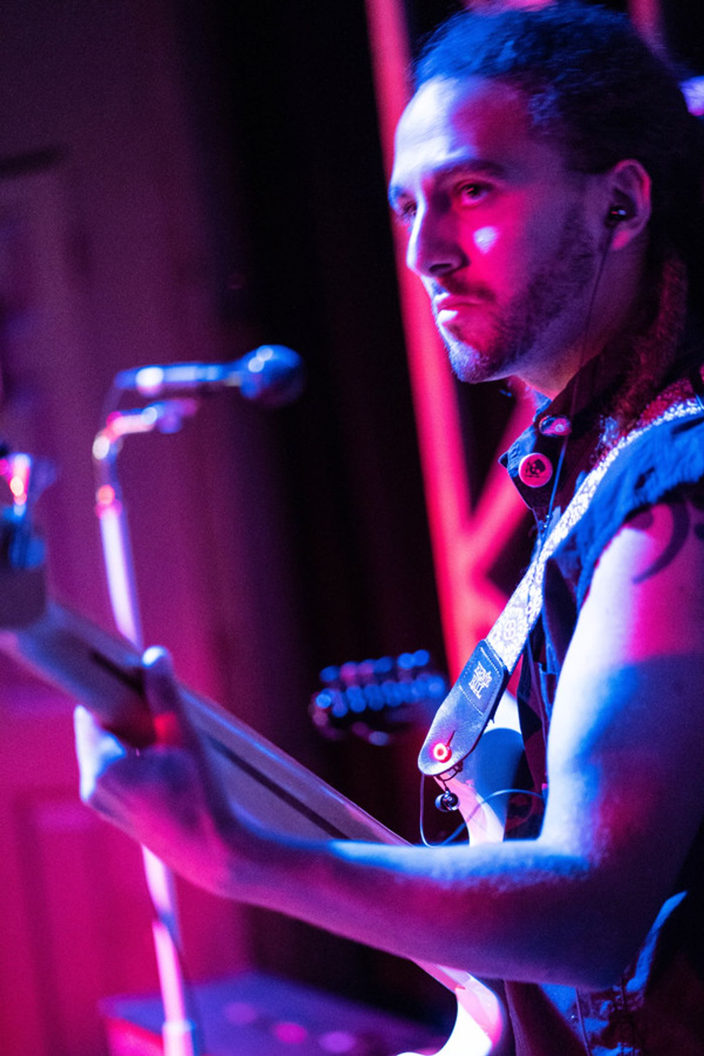 Photo Flash: Jobsite Theater Presents HEDWIG AND THE ANGRY INCH Photo Flash: Jobsite Theater Presents HEDWIG AND THE ANGRY INCH Image