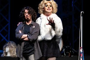 Spencer Meyers, Amy E. Gray @ BroadwayWorld Spencer Meyers, Amy E. Gray Photo