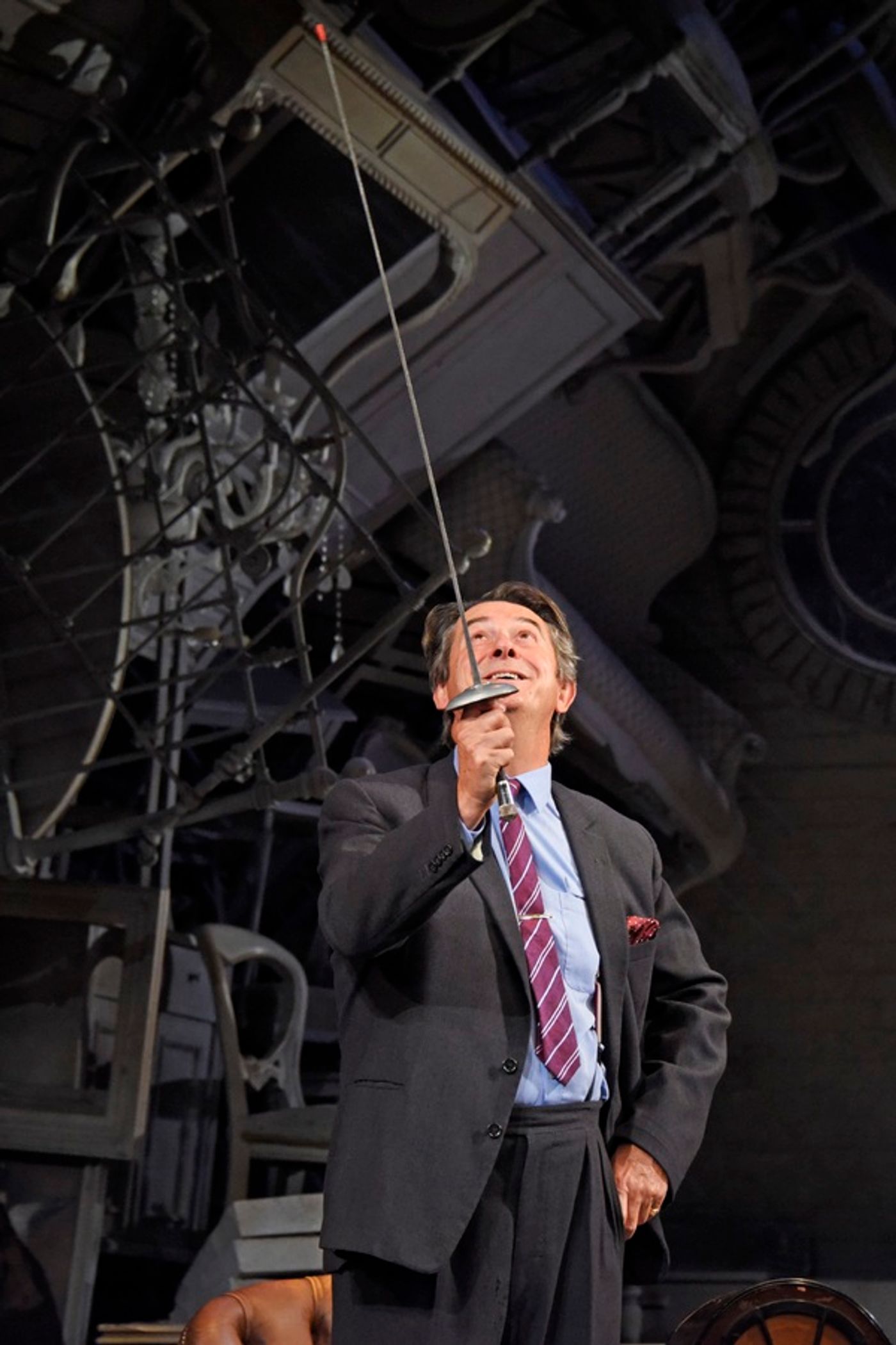 Photo Flash: Get a First Look at THE PRICE starring David Suchet at Theatre Royal Bath  Image