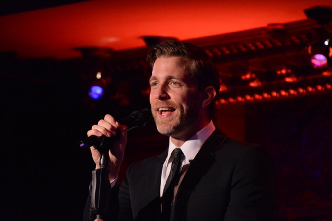 Photo Coverage: Benjamin Eakeley Returns to 54 Below  Image