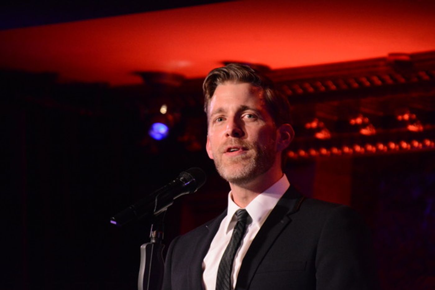 Photo Coverage: Benjamin Eakeley Returns to 54 Below  Image