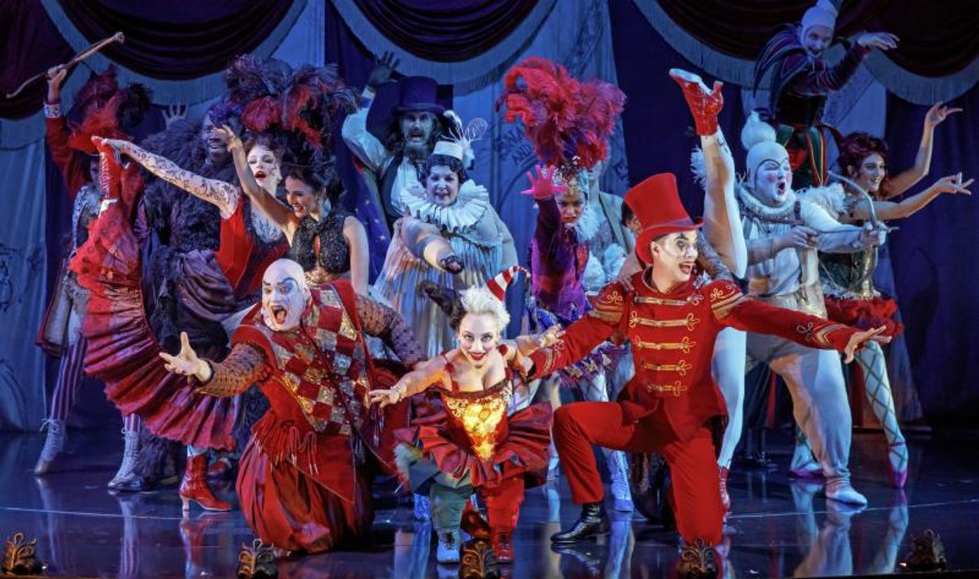 Review: LOVE NEVER DIES at Starlight Theatre  Image