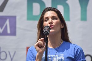 Kelli Barrett @ BroadwayWorld Kelli Barrett Photo