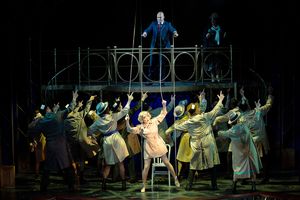 Jessica Wockenfuss (Roxie Hart) and Matthew J. Taylor (Billy Flynn) and the cast of C Photo