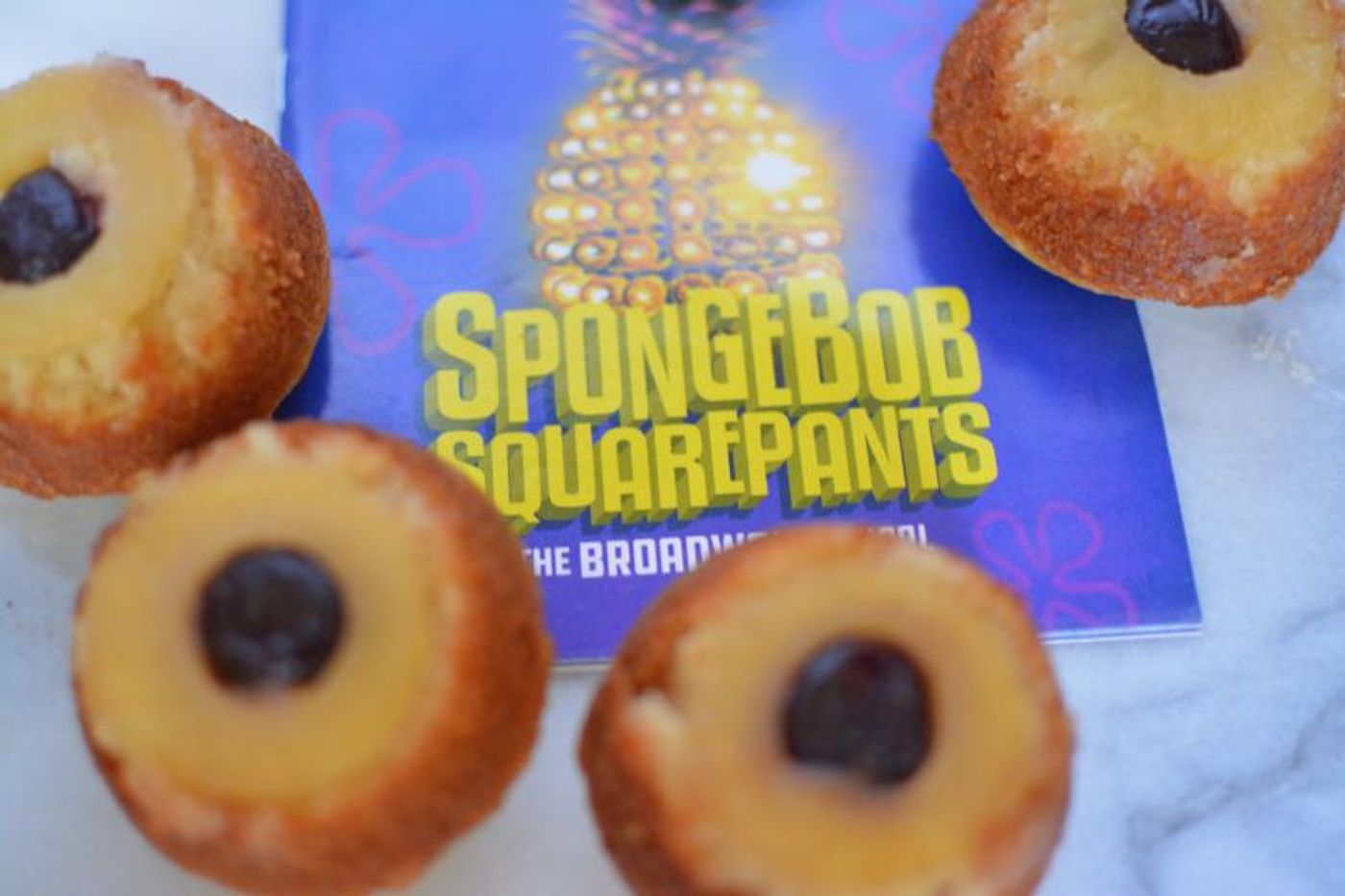 Backstage Bite with Katie Lynch: SPONGEBOB's Ethan Slater Gets Cookin' with Pineapple!  Image