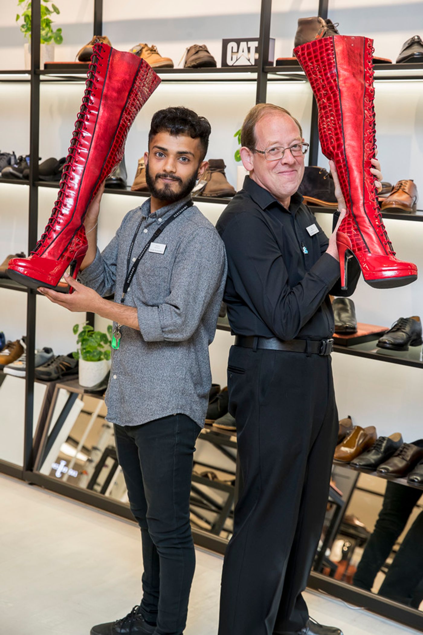 Photo Flash: The Famous KINKY BOOTS Themselves Strut Into Wolverhampton Ahead of October Opening  Image