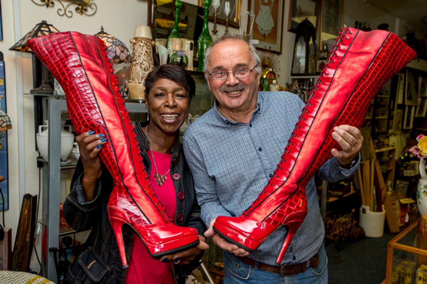 Photo Flash: The Famous KINKY BOOTS Themselves Strut Into Wolverhampton Ahead of October Opening  Image