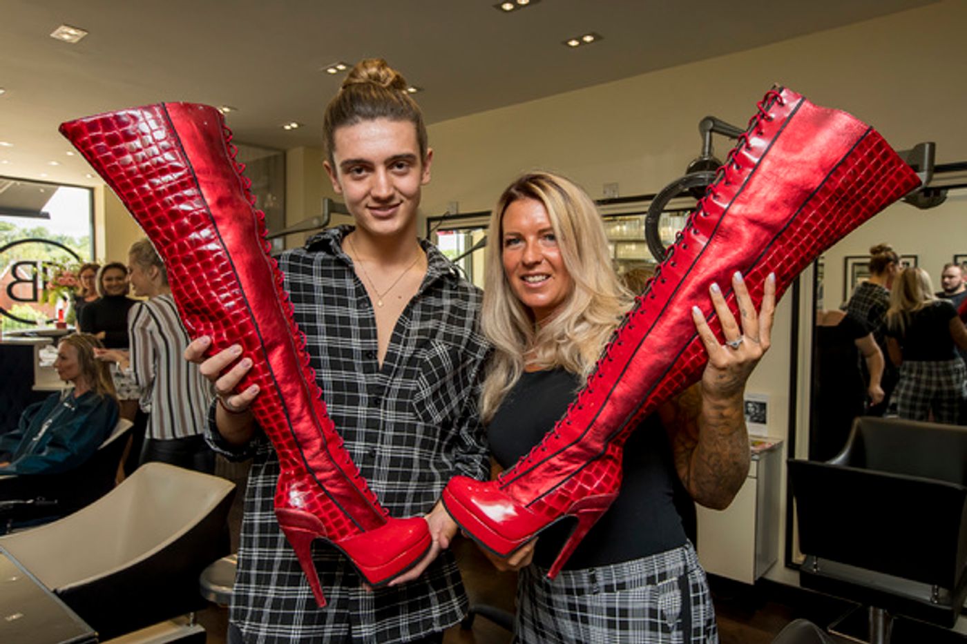 Photo Flash: The Famous KINKY BOOTS Themselves Strut Into Wolverhampton Ahead of October Opening  Image