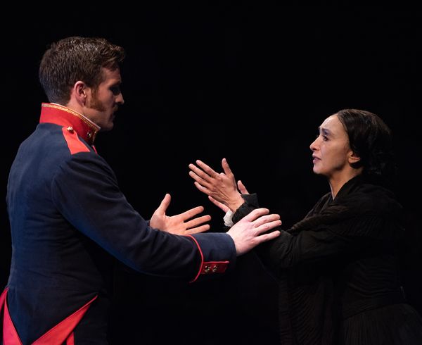 Claybourne Elder (Giorgio) and Natascia Diaz (Fosca) in Passion Photo