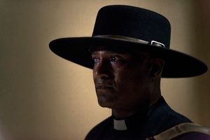 Seth Gilliam Photo
