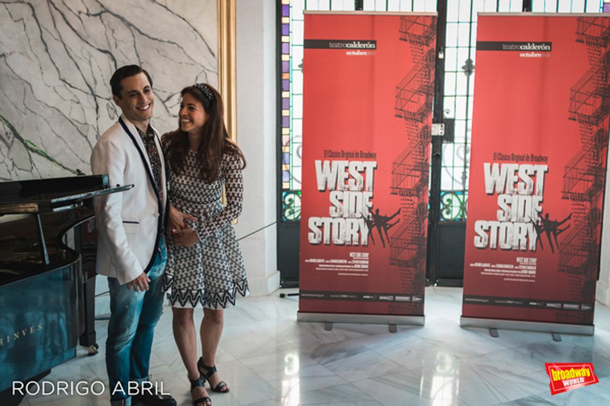 Javier Ariano (Tony) y Talia del Val (Maria) at 