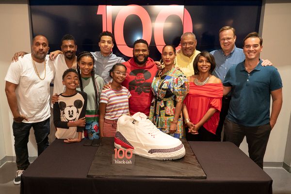 KENYA BARRIS (EXECUTIVE PRODUCER), DEON COLE, MILES BROWN, YARA SHAHIDI, MARCUS SCRIB Photo