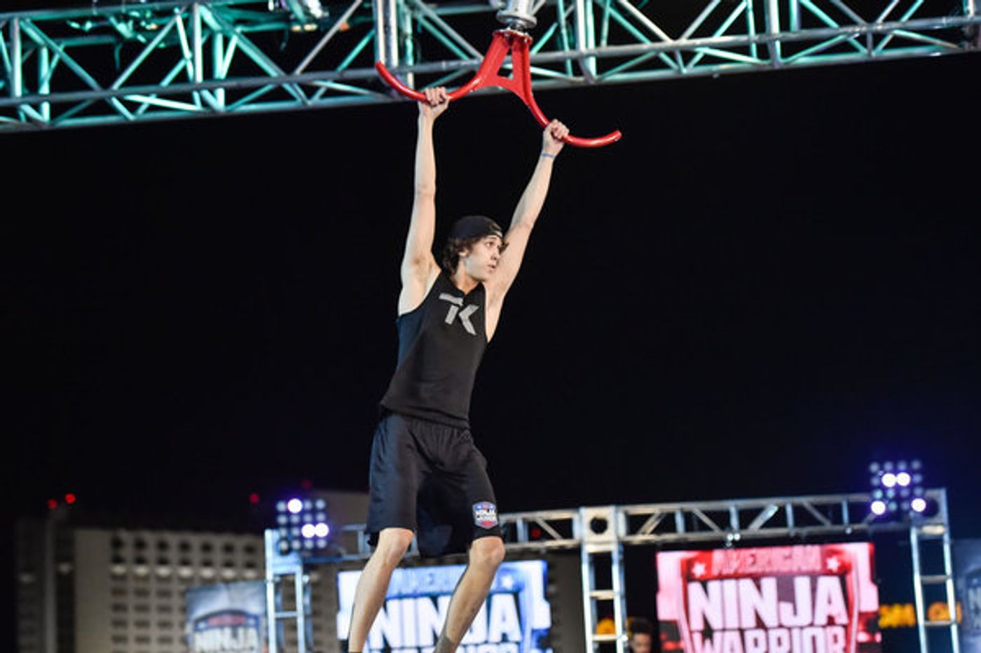 Photo Coverage: Get a First Look at the AMERICAN NINJA WARRIOR Las Vegas Finals  Image