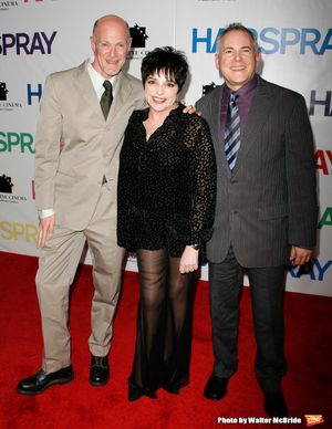 Liza Minnelli with Neil Meron & Craig Zadan
arriving for the New York Premiere Screen Photo
