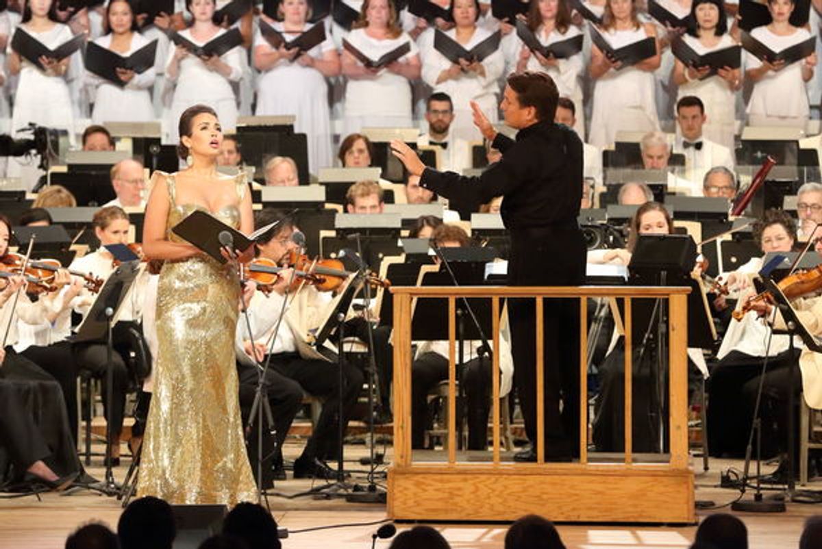 Keith Lockhart leads Nadine Sierra and the BSO
Photo Credit: Hilary Scott at 