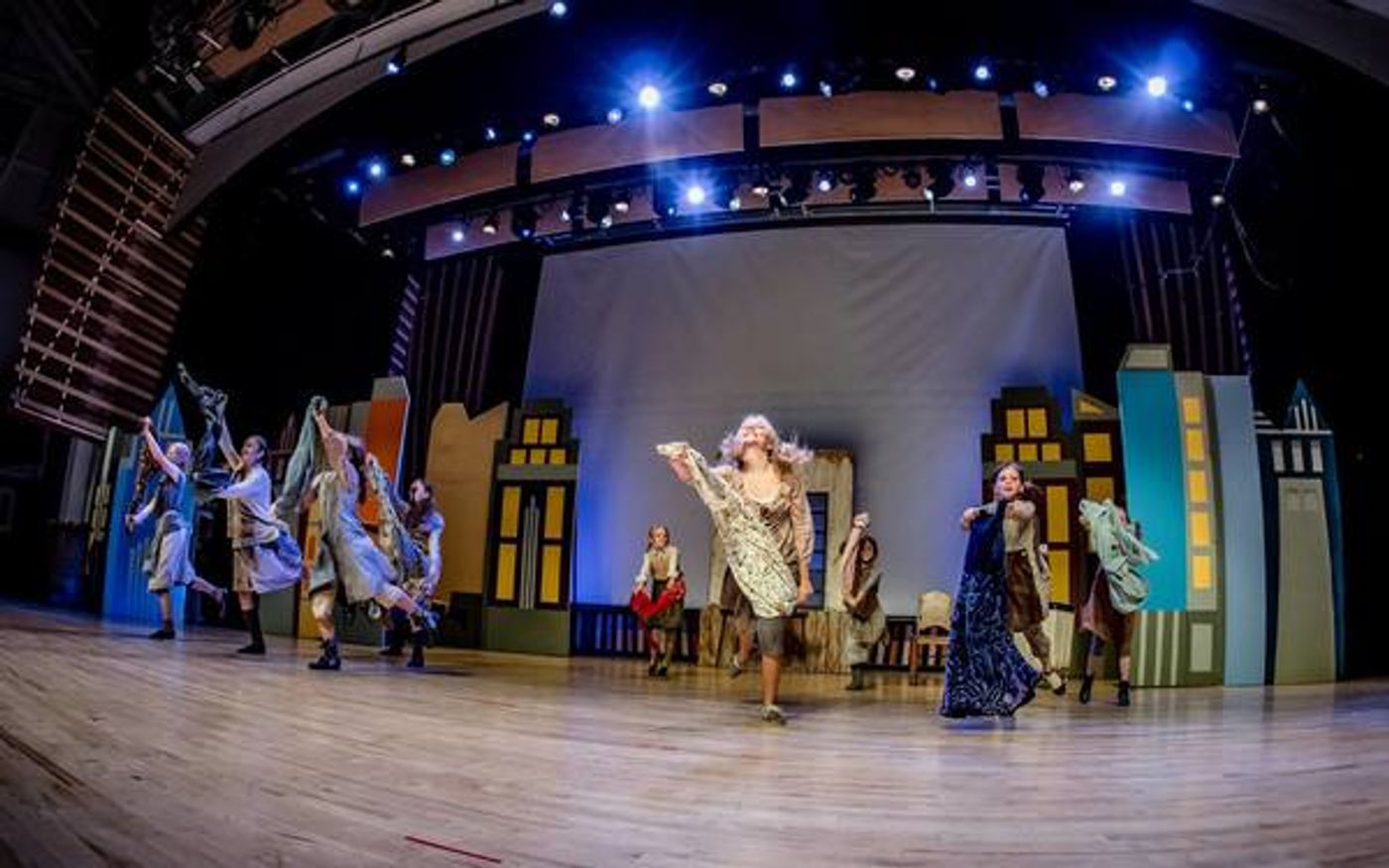 Photo Flash: Breckenridge Backstage Theatre Presents ANNIE  Image
