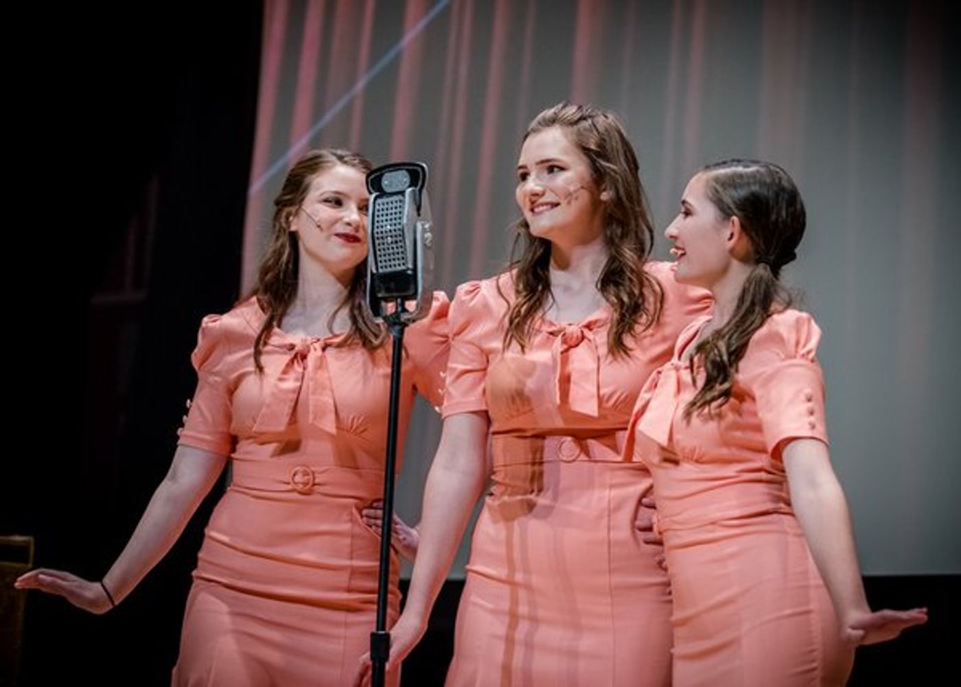 Photo Flash: Breckenridge Backstage Theatre Presents ANNIE  Image