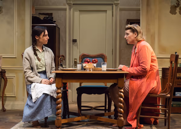 Lusia (Emily Berman, left) and Rose (Bri Sudia) are two sisters trying to reconnect a Photo