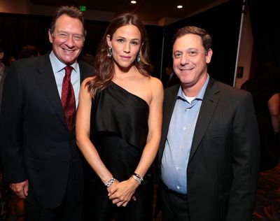 Gary Lucchesi, Jennifer Garner and Adam Fogelson Photo