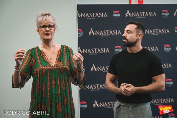 Carline Brower (directora asociada) y Alejandro de los Santos (director residente) Photo