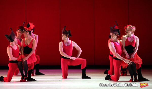 Paul Taylor Dance Company performs at The 58th Annual Capezio Dance Award honoring Ar Photo