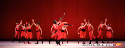 Paul Taylor Dance Company performs at The 58th Annual Capezio Dance Award honoring Ar Photo