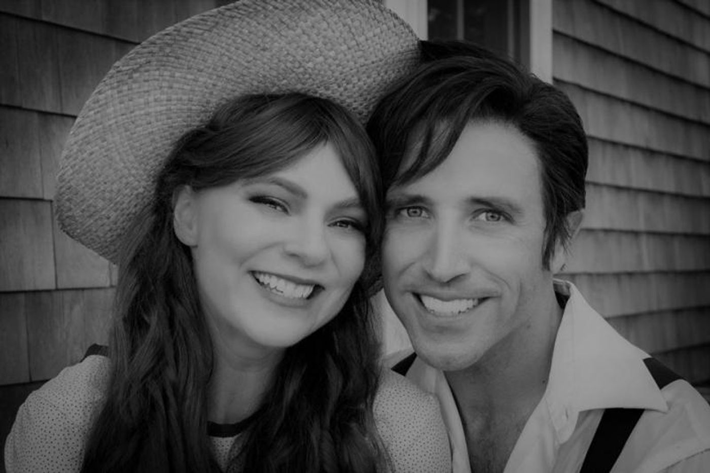 Review: BRIGHT STAR at Beach Haven's Surflight Theater  Image