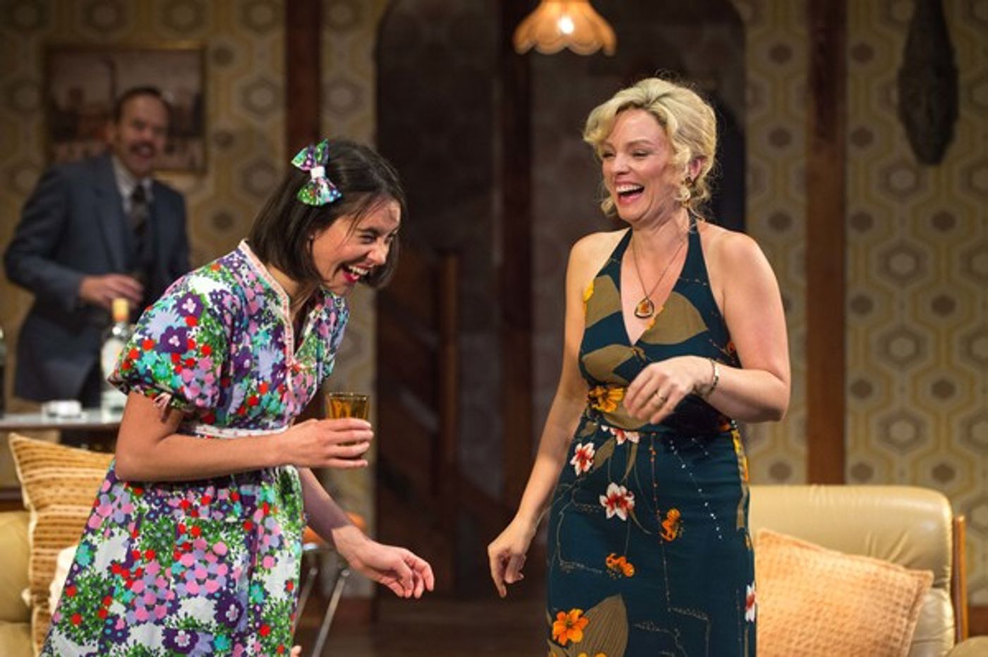Photo Flash: First Look at ABIGAIL'S PARTY at Queen's Theatre Hornchurch  Image