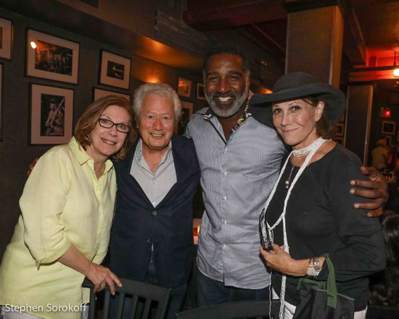 Photo Coverage: Celebrities Turn Out For Clint Holmes Birdland Performance  Image