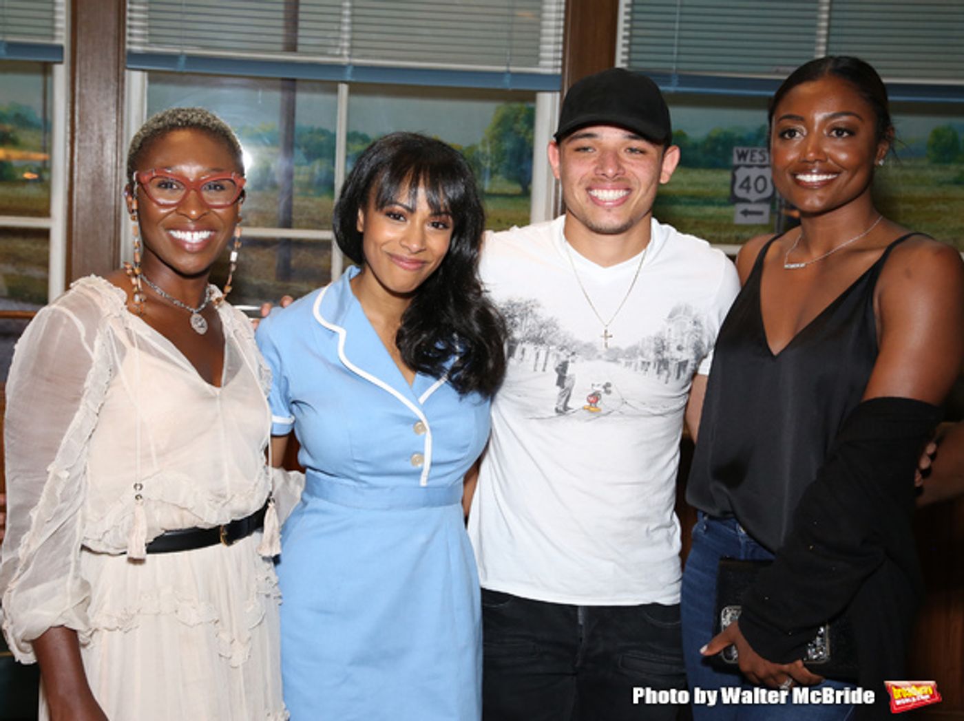 Photo Coverage: Leslie Odom, Jr., Cynthia Erivo, and More Visit Nicolette Robinson Backstage After WAITRESS Debut  Image