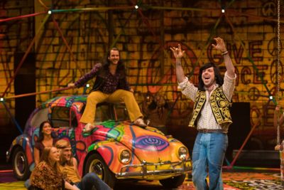 Joe Chisholm (Berger) and Joshua Carey (Woof) and the cast of Geva''s production of H Photo