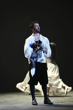 Pablo Puyol como protagonista de FRANCISCUS @ BroadwayWorld Pablo Puyol como protagonista de FRANCISCUS Photo