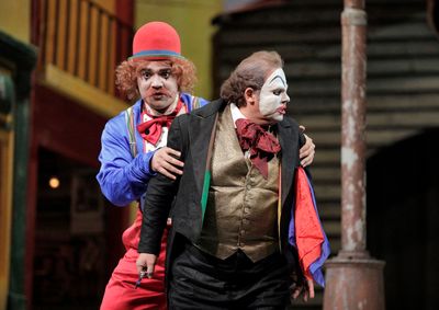 Amitai Pati as Beppe and Marco Berti as Canio in Leoncavallo's "Pagliacci."
 Photo