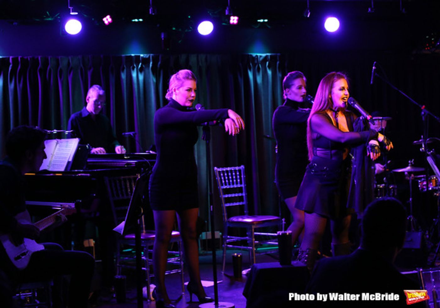 Photo Coverage: Jennifer Simard Debuts 'Stigma' at the Green Room 42  Image