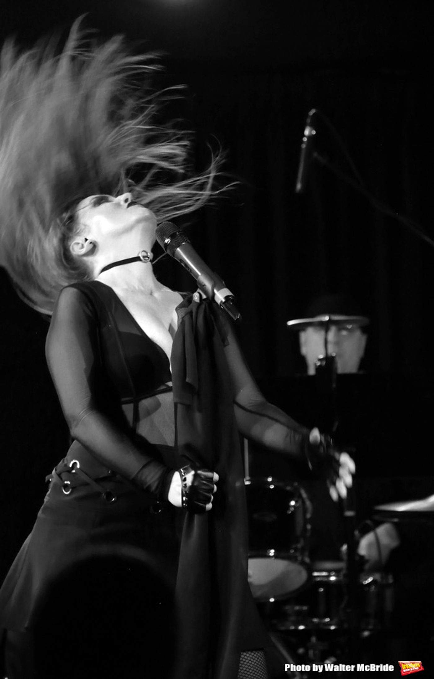 Photo Coverage: Jennifer Simard Debuts 'Stigma' at the Green Room 42  Image