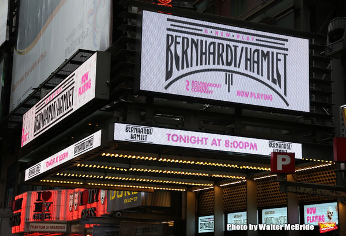 Up On The Marquee: BERNHARDT/HAMLET Arrives on Broadway Up On The Marquee: BERNHARDT/HAMLET Arrives on Broadway Image