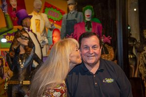 Donna Loren (Joker Henchwoman), reenacts the first on screen kiss with Burt Ward (Robin) @ BroadwayWorld Donna Loren (Joker Henchwoman), reenacts the first on screen kiss with Burt Ward (Rob Photo
