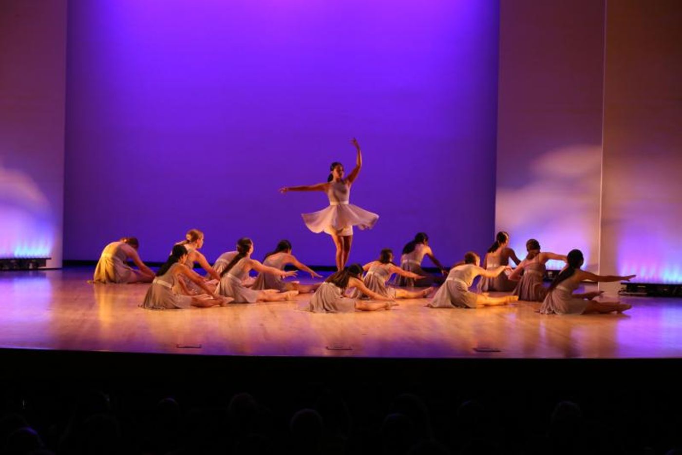 Review: KESHET CHAIM DANCE ENSEMBLE    INTERPRETING THE RAINBOW OF LIFE, LOVE AND OPTIMISM THRU DANCE at Gindi Auditorium  Image