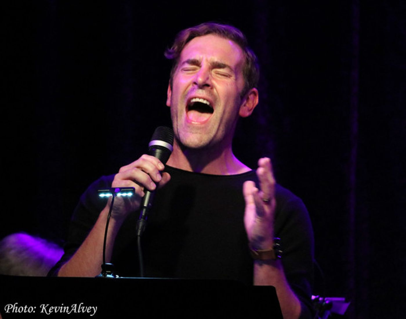 Photo Flash: Jenn Colella and Chilina Kennedy Charm at Birdland  Image