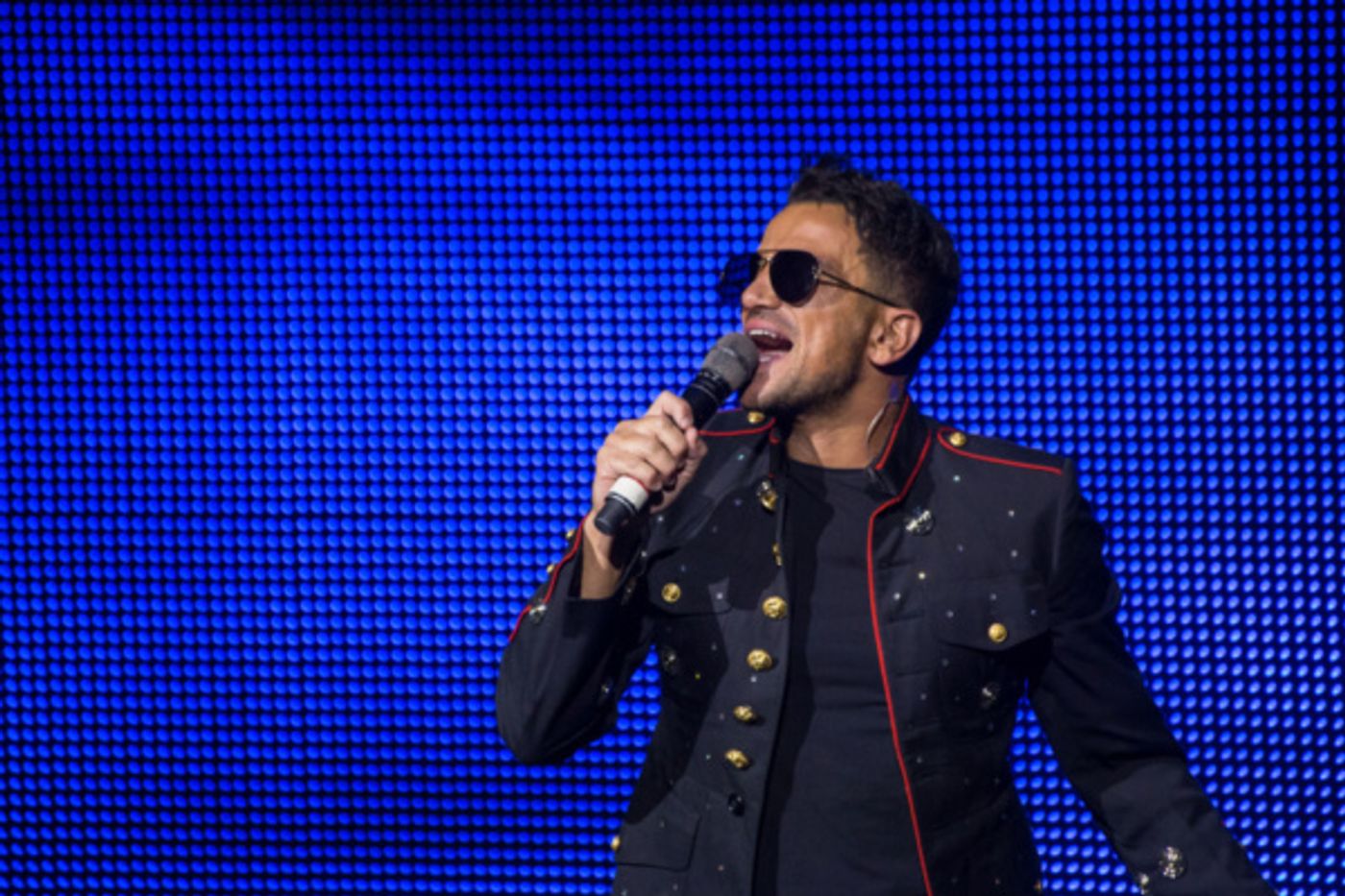 Photo Flash: Peter Andre Makes Guest Appearance at THRILLER LIVE's 4,000th Performance  Image