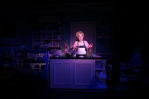 Debra Jo Rupp  Photo