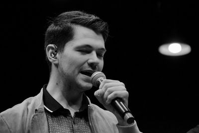 Damian McGinty Photo