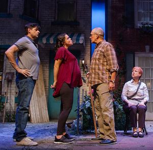 Gabriel Marin (Pablo De Valle), Vivia Font (Tania Del Valle), Joel Colodner (Frank Bu Photo