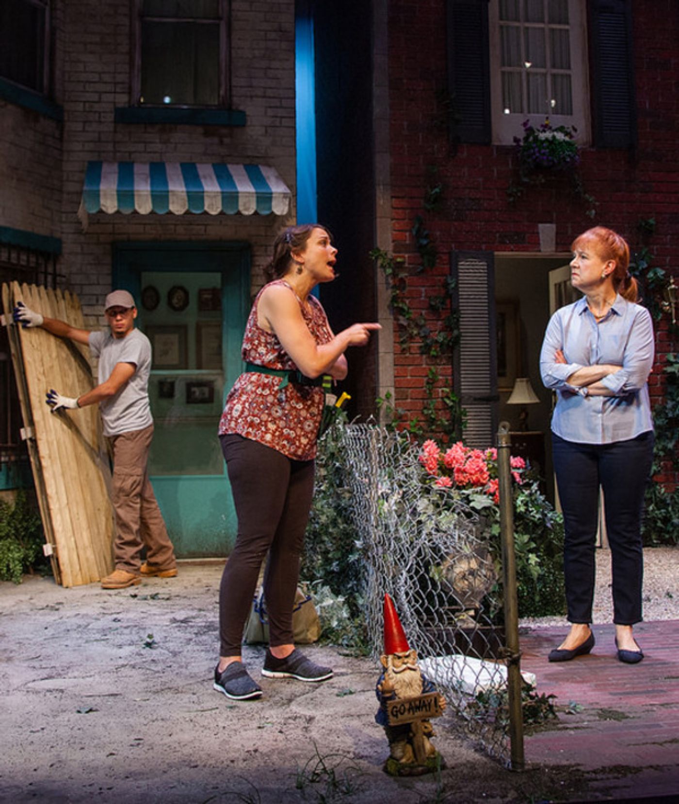 Photo Flash: First Look at NATIVE GARDENS at MRT  Image