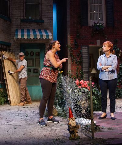 Zachariah Gonzalez (Gomez Landscapers), Vivia Font (Tania Del Valle), Navida Stein (V Photo