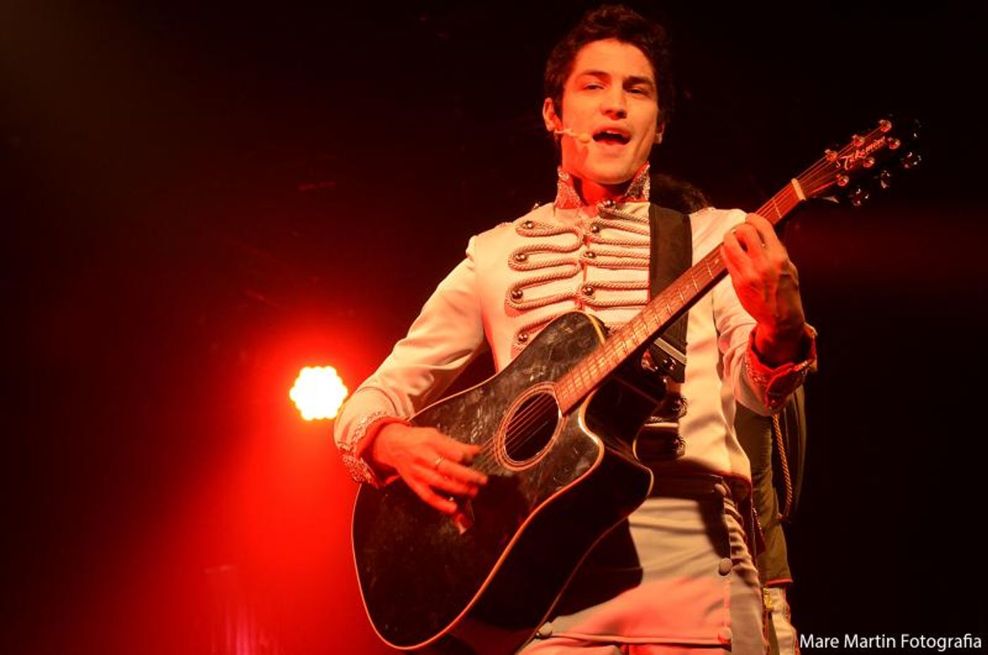 Review: A Unique Experience, NATASHA, PIERRE E O GRANDE COMETA DE 1812 Receives a First-Class Brazilian Version  Image