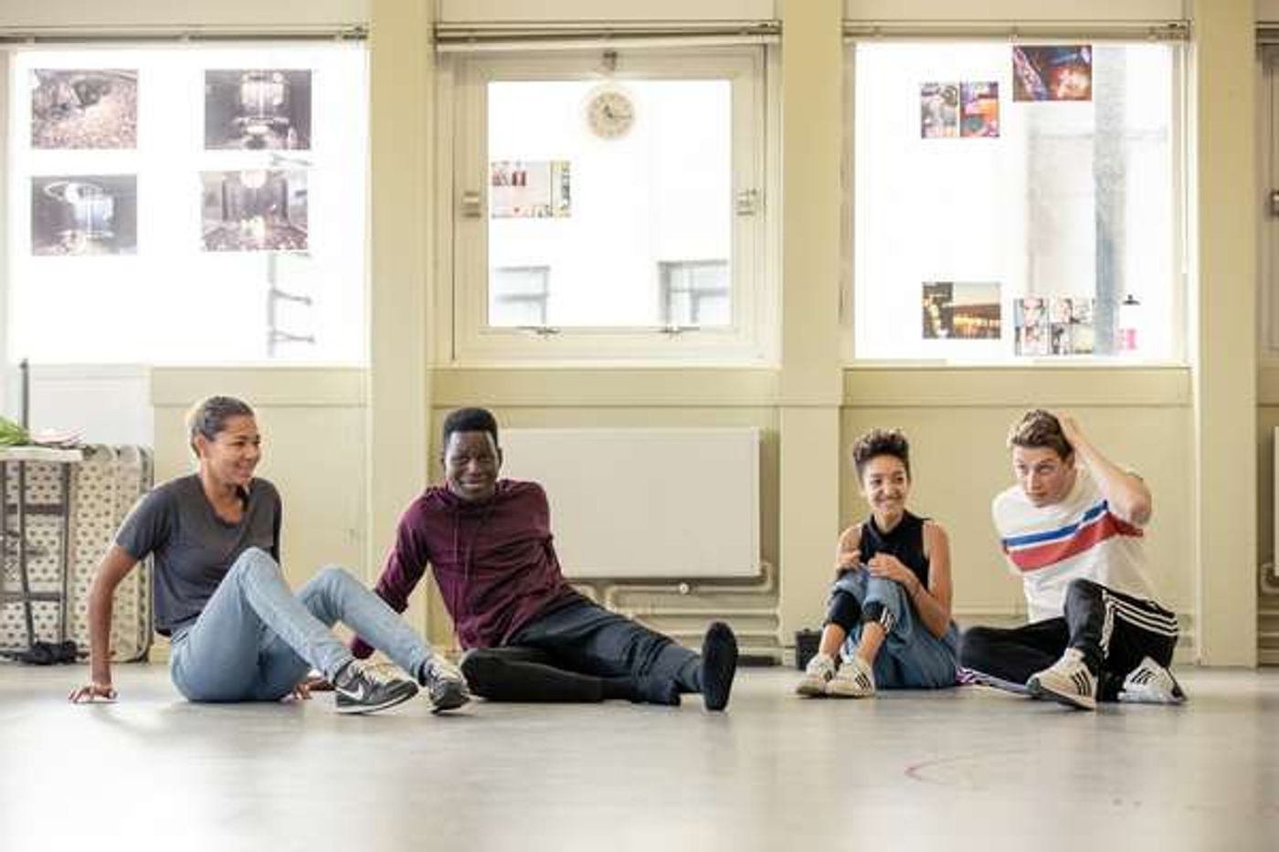 Photo Flash: Inside Rehearsal For A MIDSUMMER NIGHT'S DREAM at Sheffield Theatres  Image