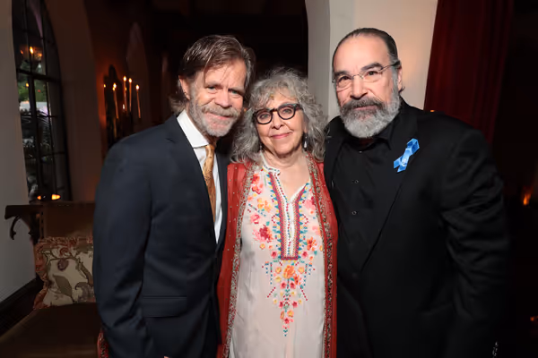 William H. Macy, Kathryn Grody and Mandy Patinkin Photo